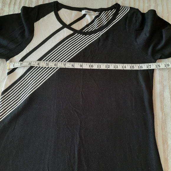 Soft classic knit tunic sweater - Picture 5 of 9